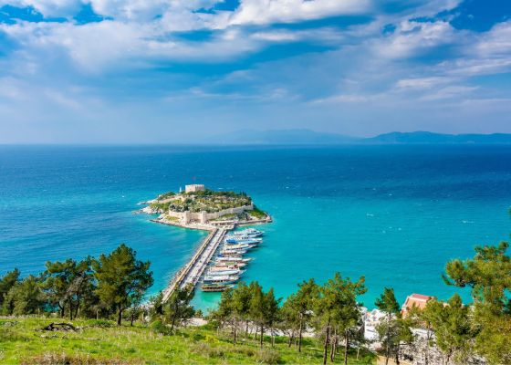 Един неразделен клас в Кушадасъ